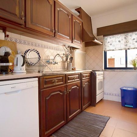 Sao Bernardino Beach House Atouguia Da Baleia Luaran gambar